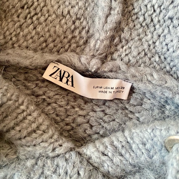 Zara Knit Sweater - Picture 7 of 7